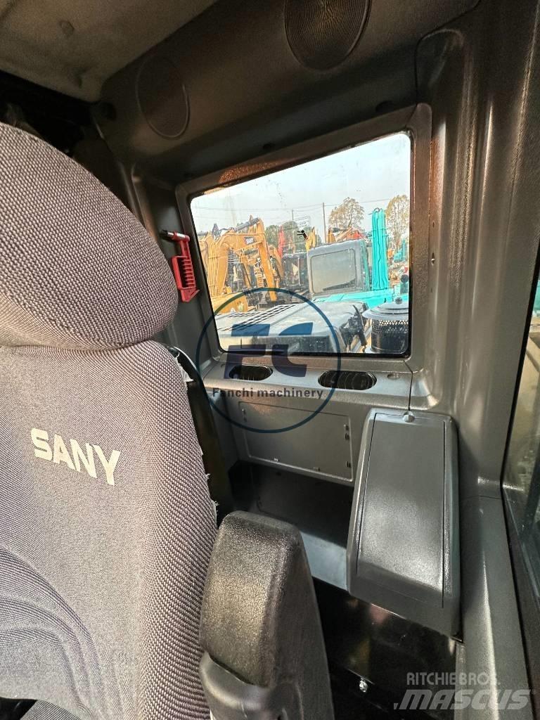 Sany SY 135 Pelle sur chenilles