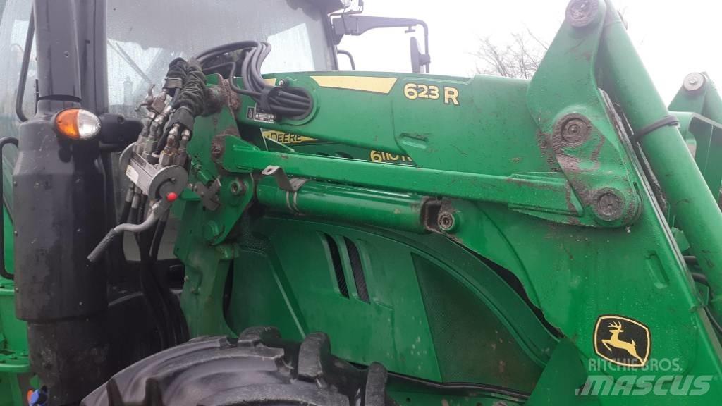 John Deere 6110 R Tracteur