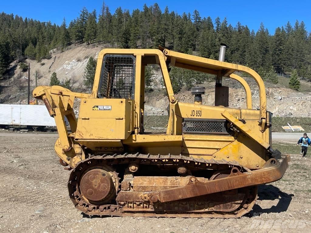DEERE 850 Bouteurs sur chenilles