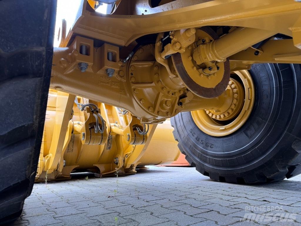 CAT 980 XE Chargeuse sur pneus