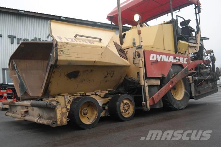 Dynapack F121 4WD Finisseur