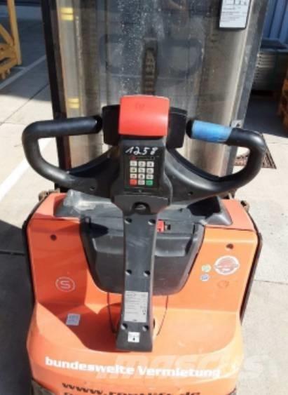 Toyota BT SWE 120L Gerbeurs manuel