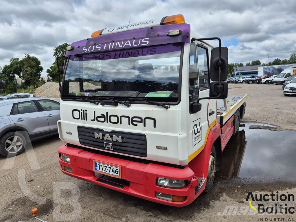 MAN 8.174 LLC Camion dépannage