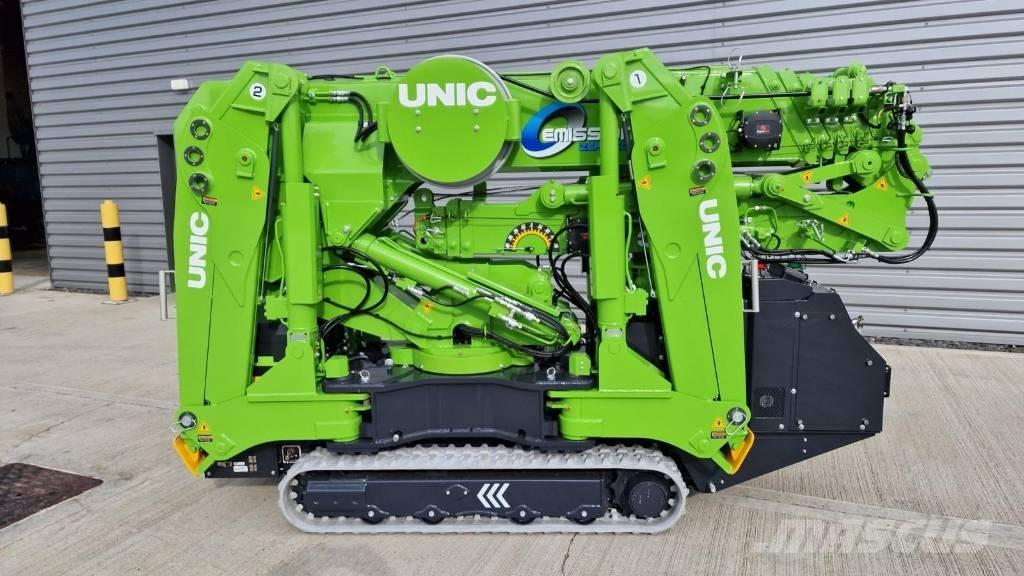 Unic UM445 Mini grue