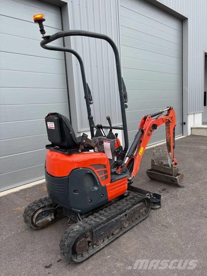 Kubota U 10-3 Mini pelle < 7t