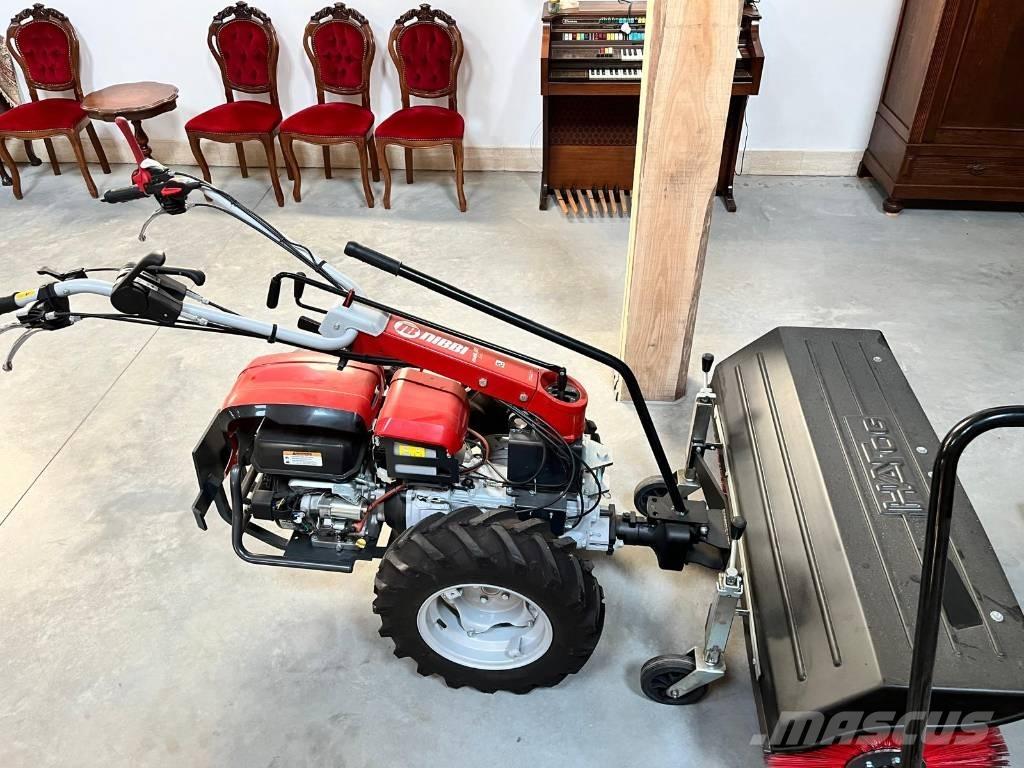 Emaq MAK 18 Balayeuse / Autolaveuse