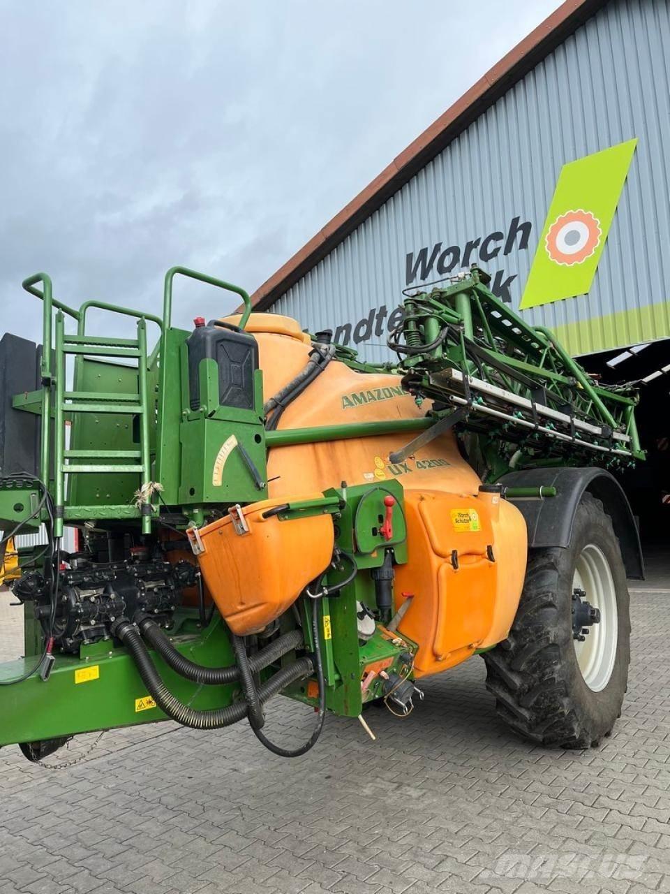 Amazone UX 4200 Pulvérisateurs traînés