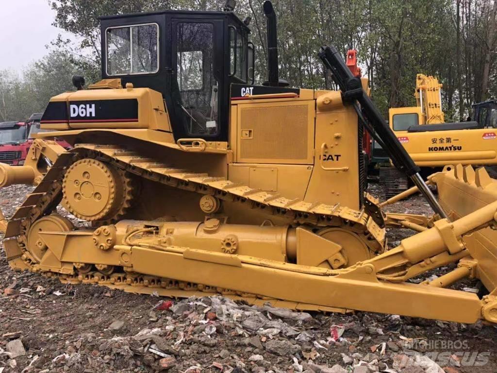 CAT D 6 H Bouteurs sur chenilles