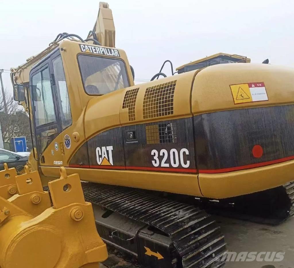 CAT 320 C Pelle sur chenilles