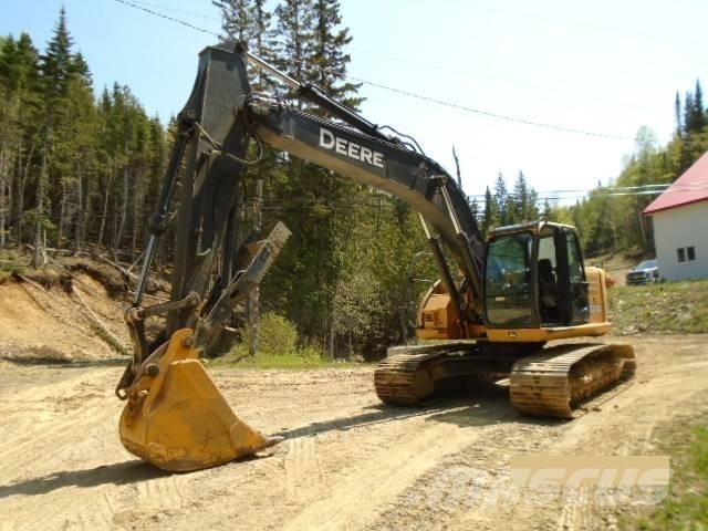 John Deere 225 DLC Pelle sur chenilles
