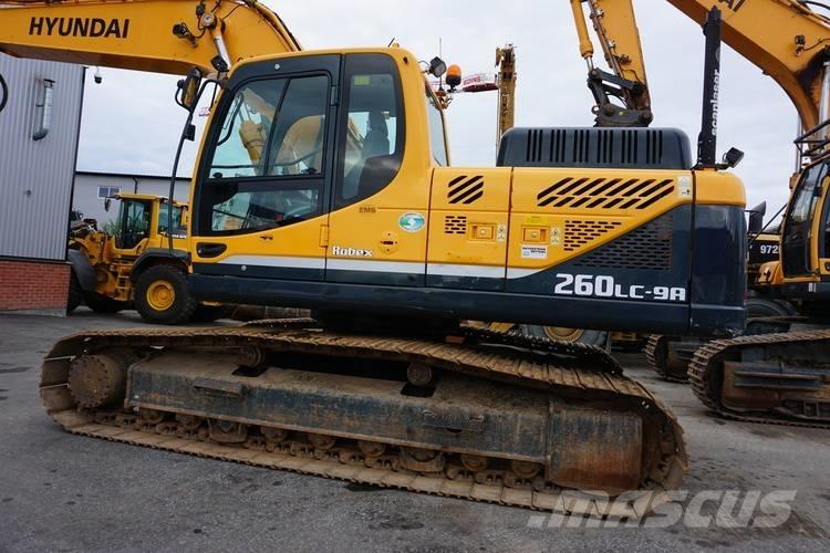 Hyundai R260LC-9A Pelle sur chenilles
