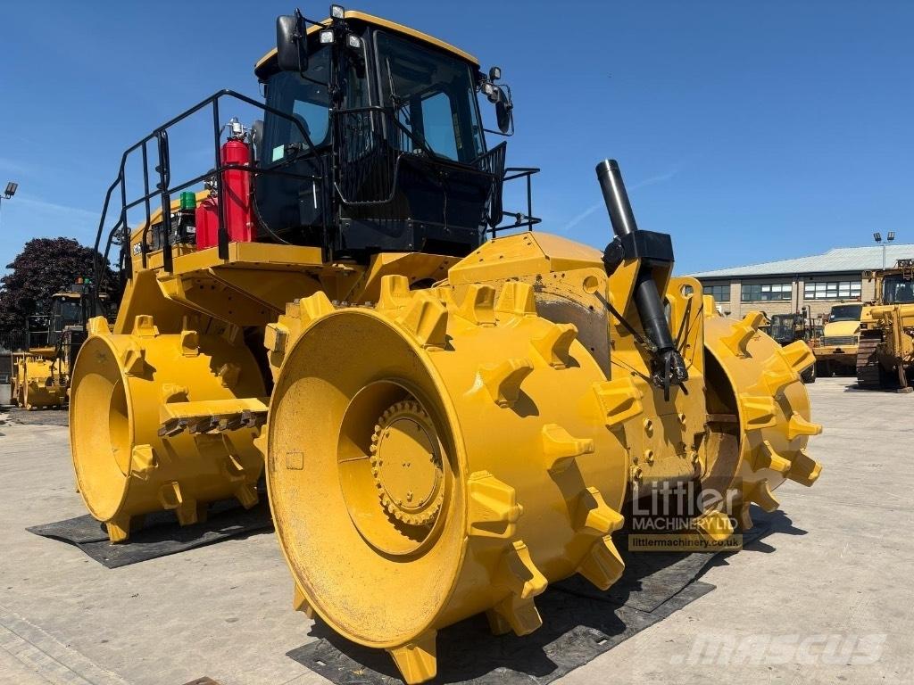 CAT 826 Compacteurs de déchets