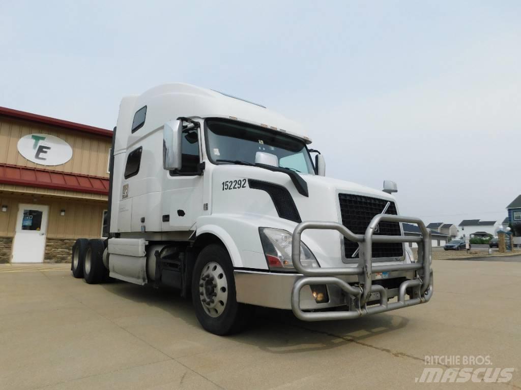 Volvo VNL Tracteur routier