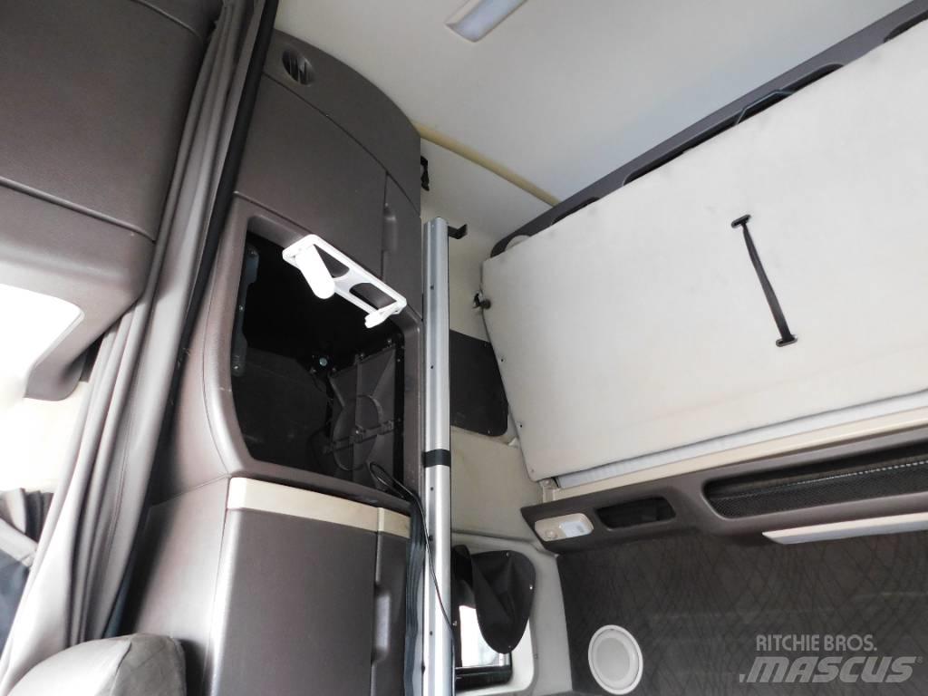 Volvo VNL Tracteur routier