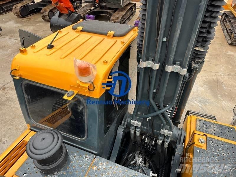 Hyundai 225-9S Pelle sur chenilles