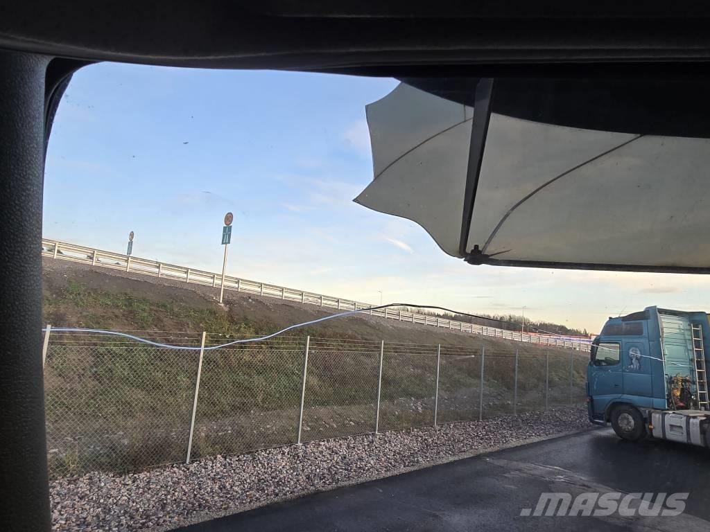 Volvo FM 330 Camion Fourgon