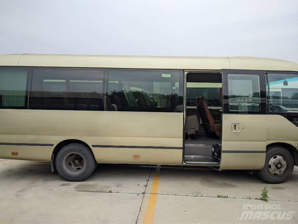 Toyota Coaster Autobus interurbain