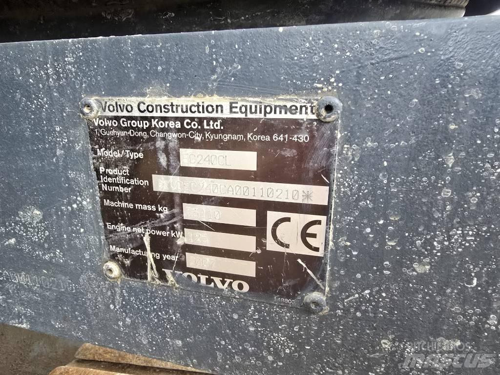 Volvo EC 240 C Pelle sur chenilles