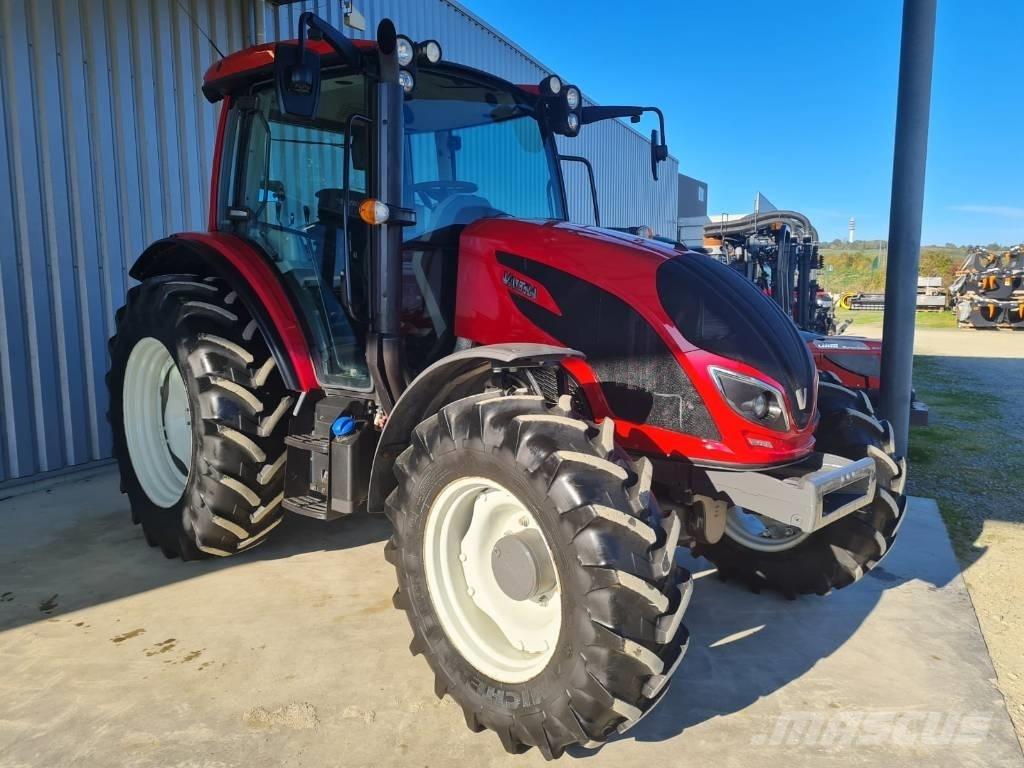 Valtra A 134 Tracteur