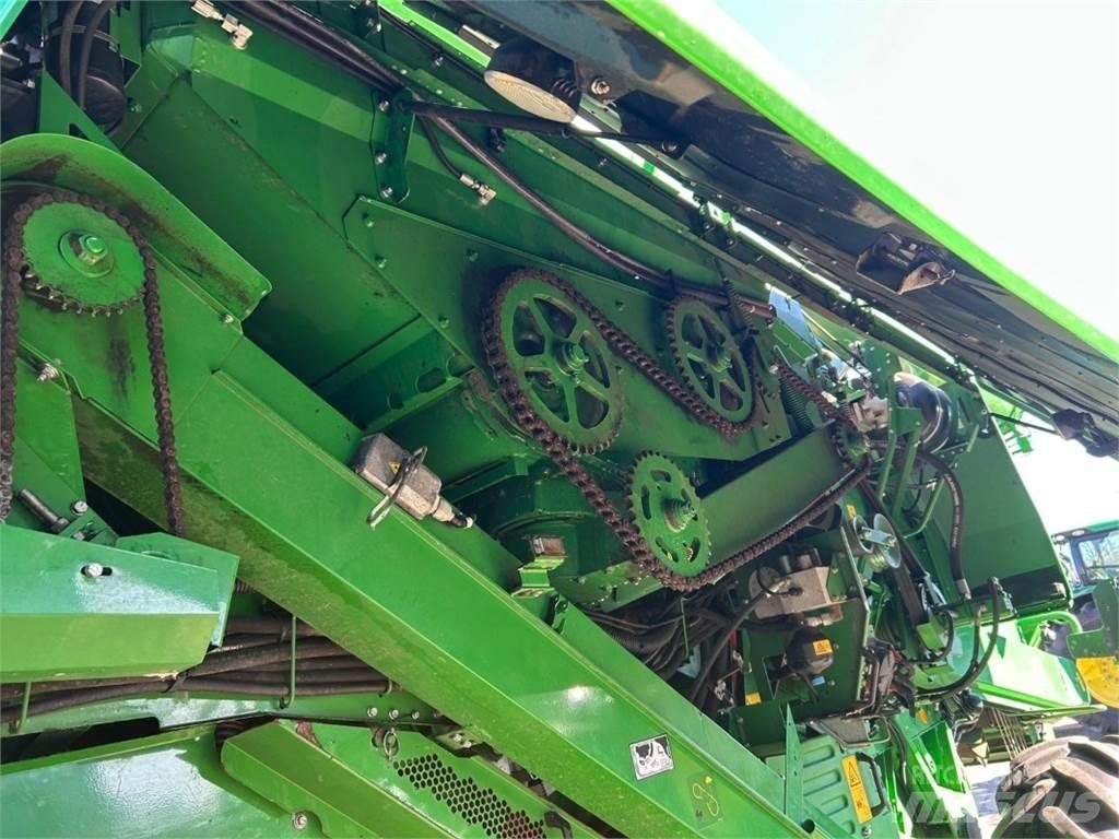 John Deere T660 Moissonneuse batteuse