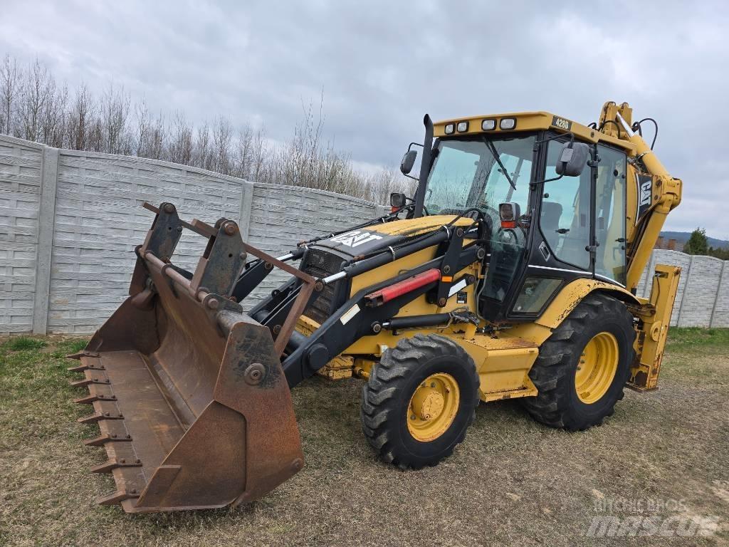 CAT 428 D Tractopelle