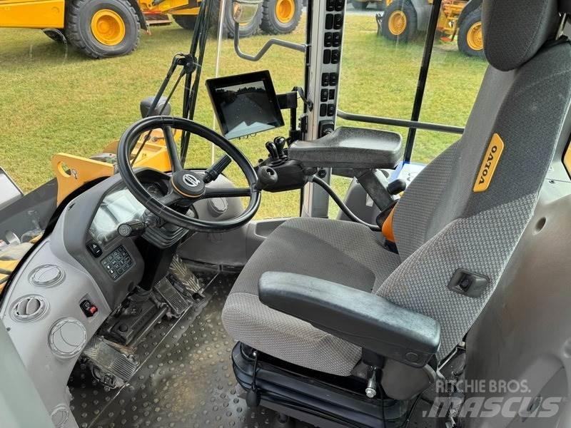 Volvo L 120 H Chargeuse sur pneus