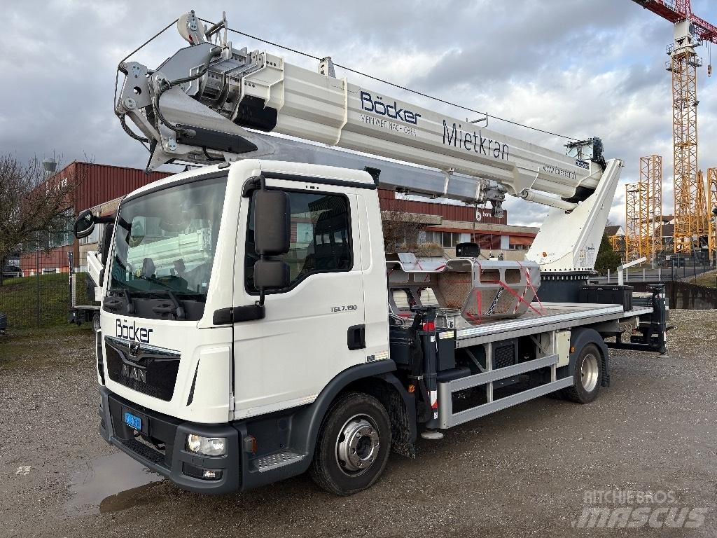 Böcker AK 37/4000 Grues mobiles
