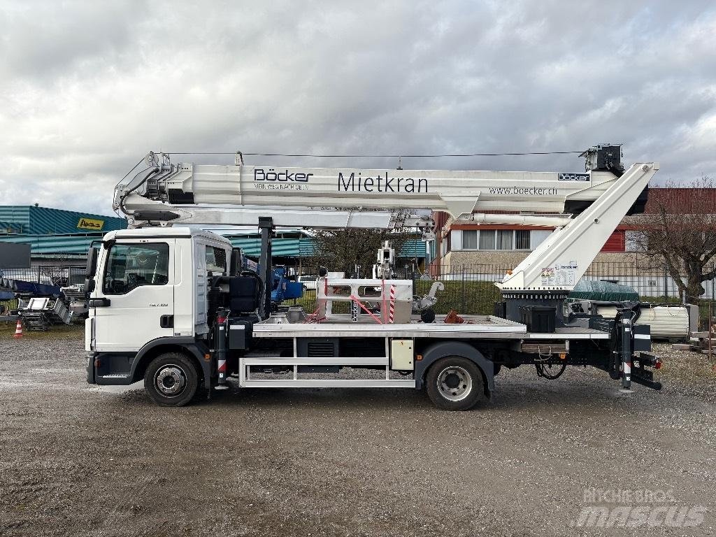 Böcker AK 37/4000 Grues mobiles