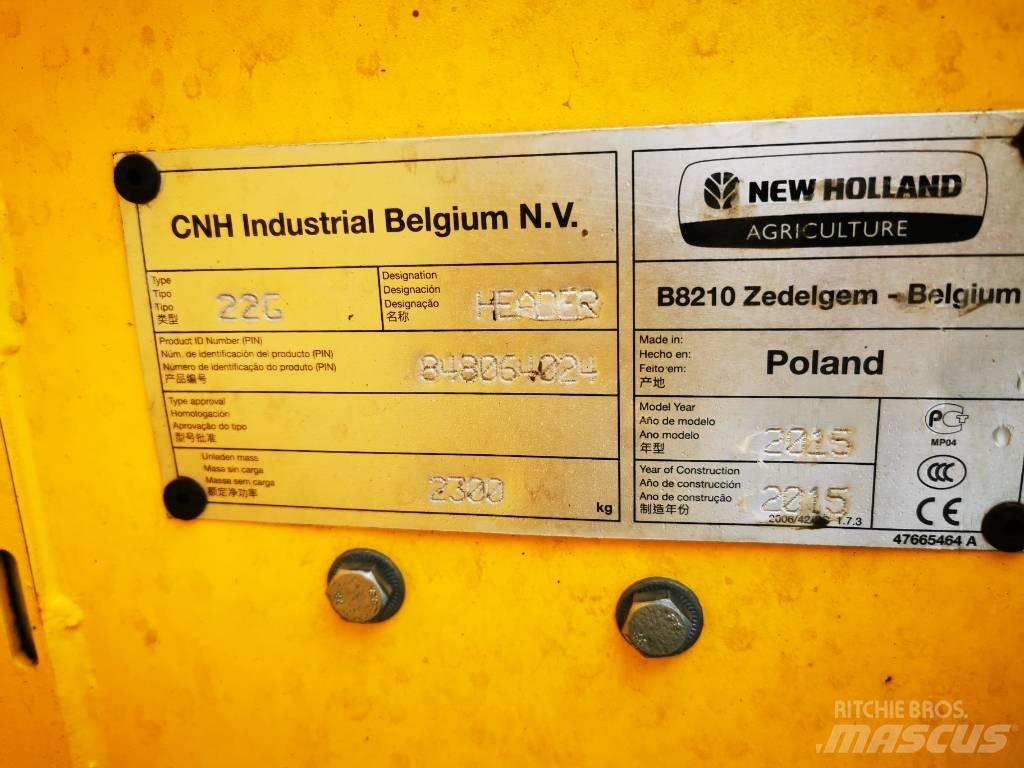 New Holland CX 8070 Moissonneuse batteuse