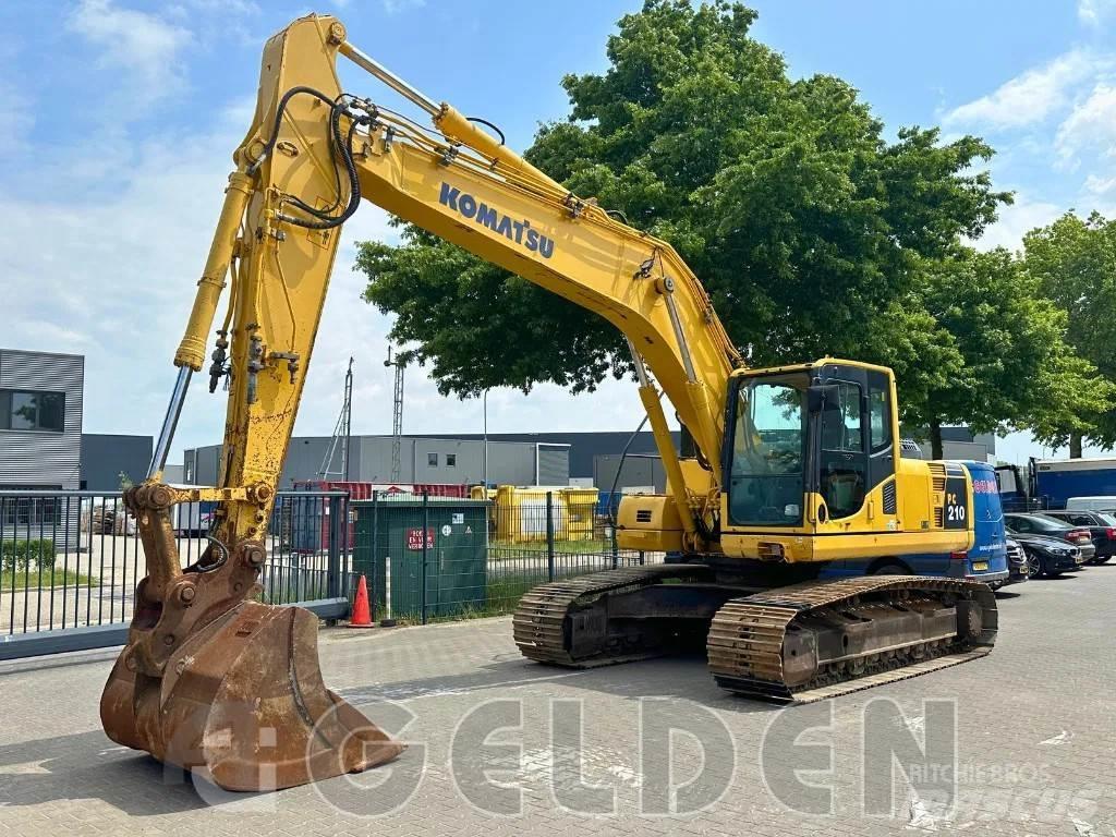 Komatsu PC210 LC-8 Pelle sur chenilles