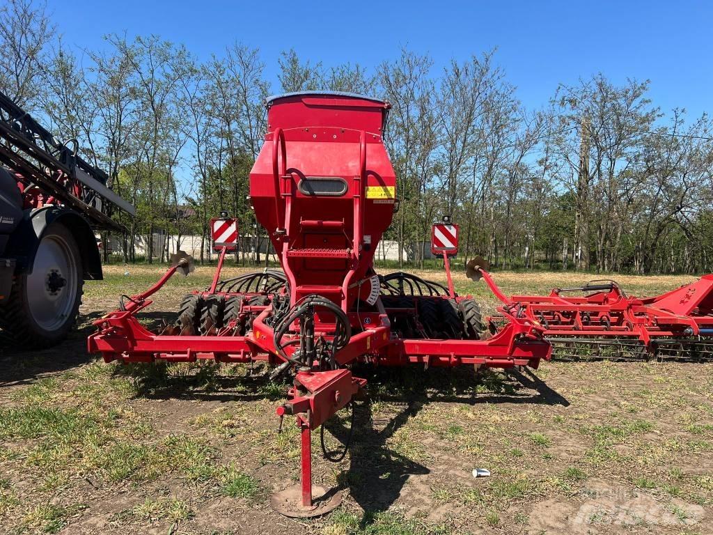 Horsch Pronto 4 DC Semoir combiné