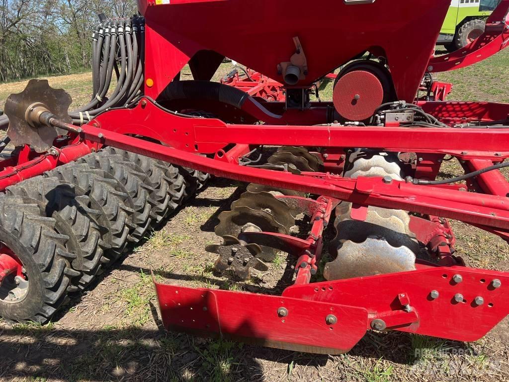 Horsch Pronto 4 DC Semoir combiné