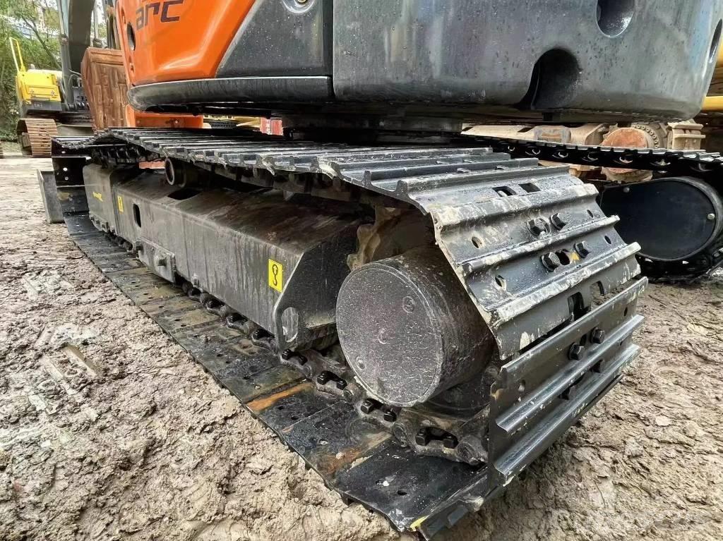 Hitachi ZX50U Mini pelle < 7t