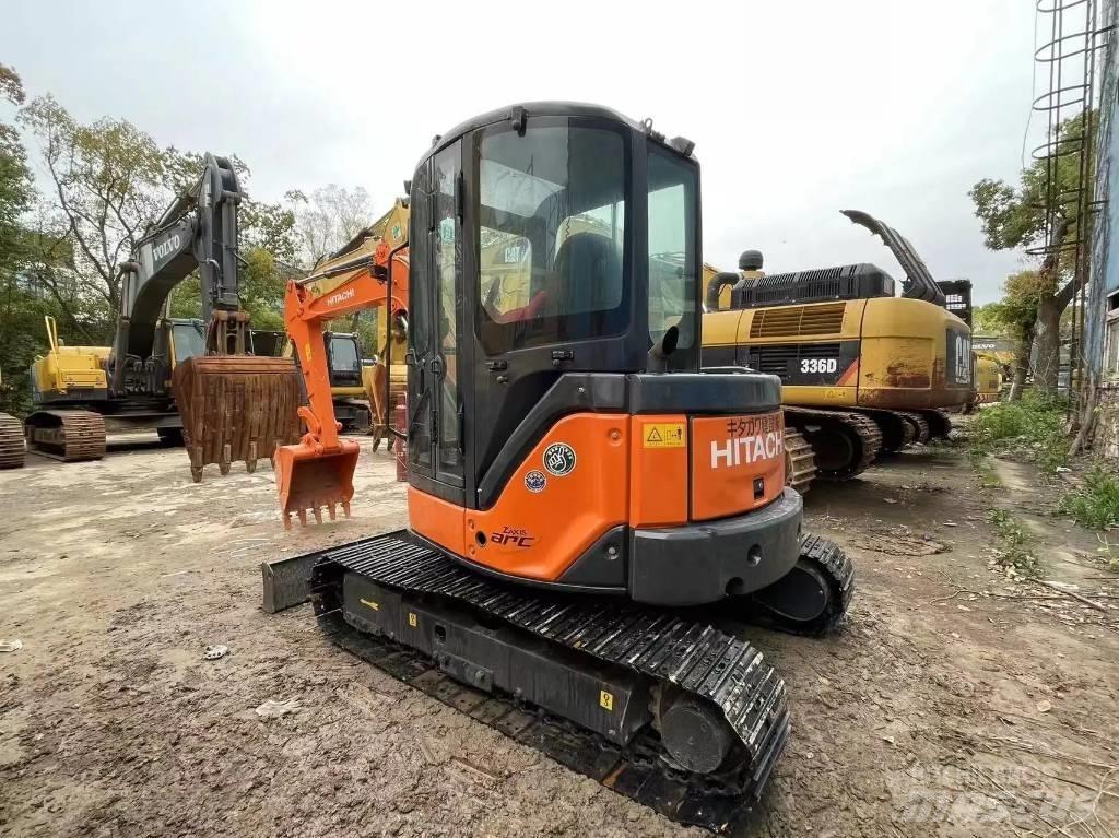 Hitachi ZX50U Mini pelle < 7t