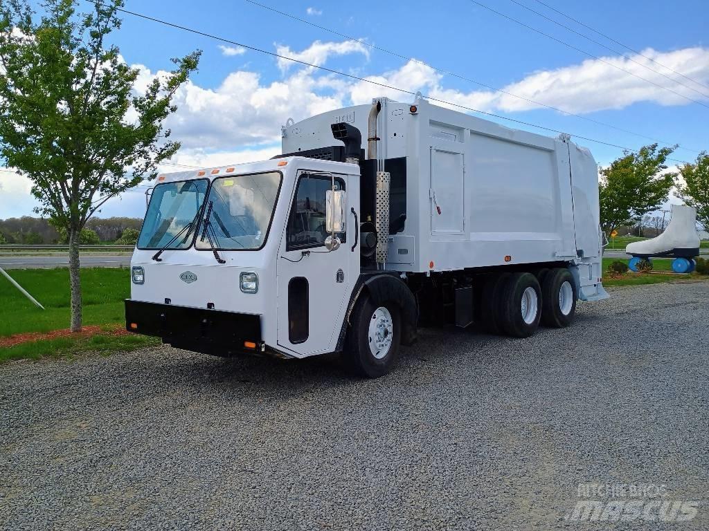  Crane Carrier LE Camion poubelle