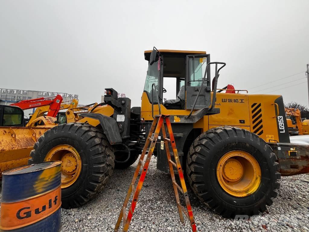 SDLG LG 953 Chargeuse sur pneus