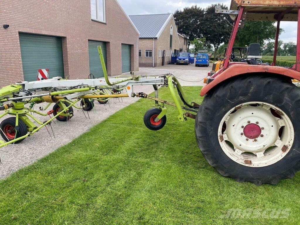 CLAAS volto 1050t Rateau faneur