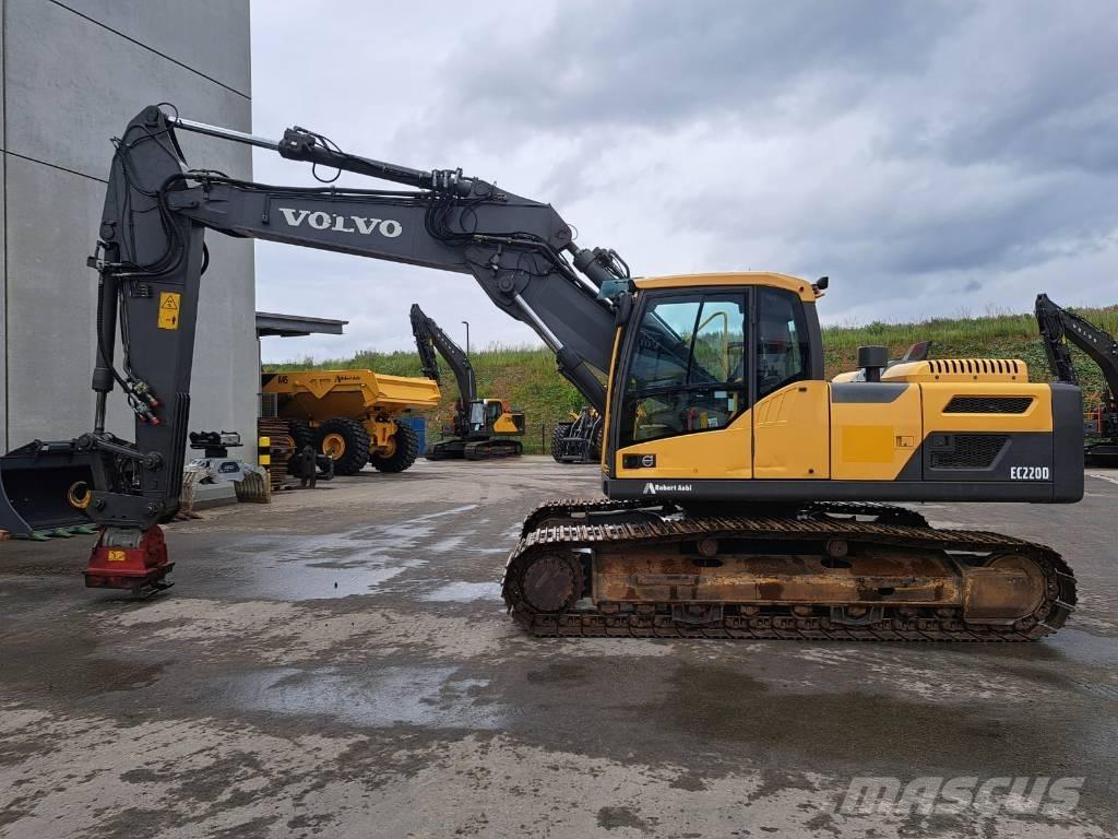 Volvo EC 220 DL Pelle sur chenilles