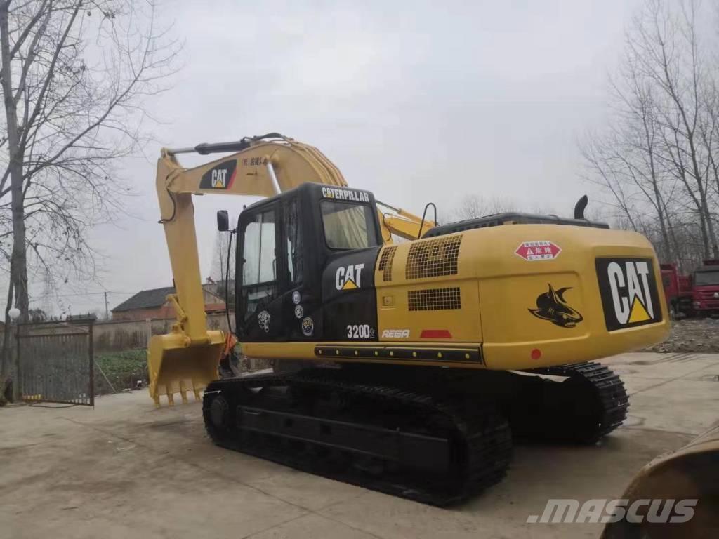 CAT 320D Pelle sur chenilles