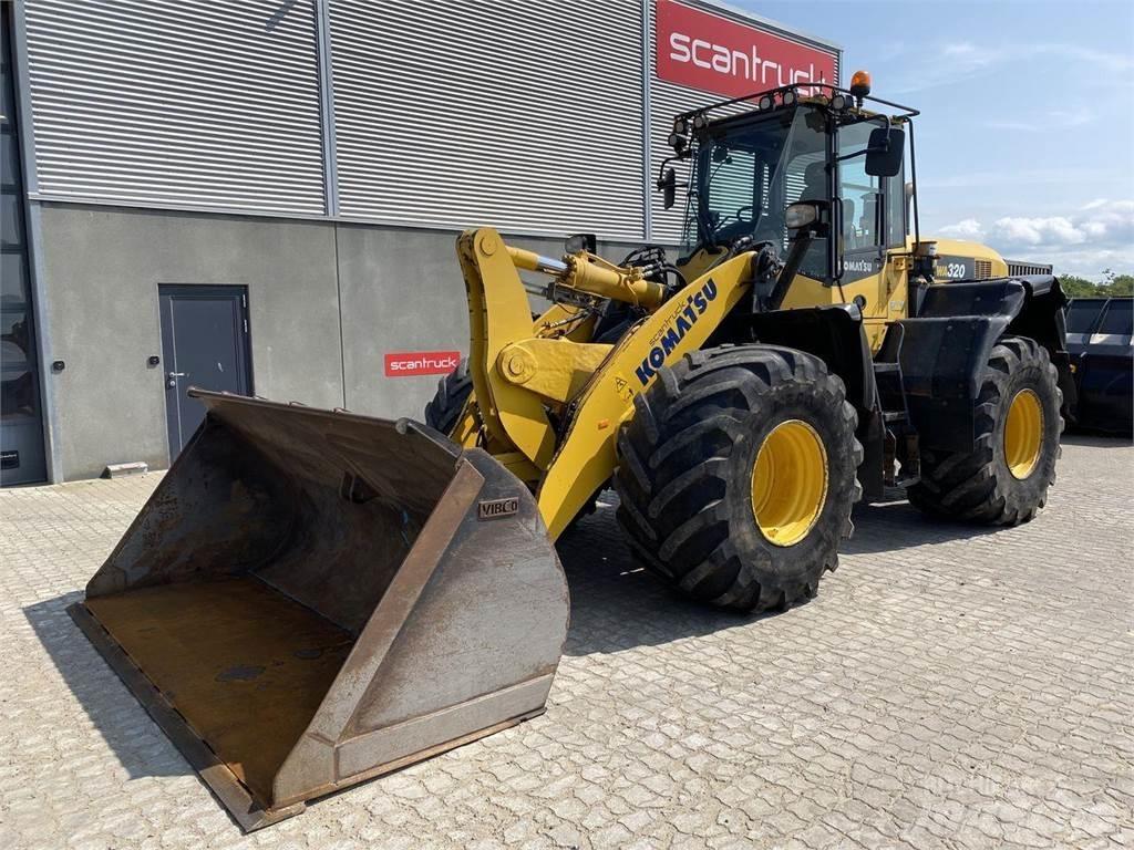 Komatsu WA320-7 Chargeuse sur pneus