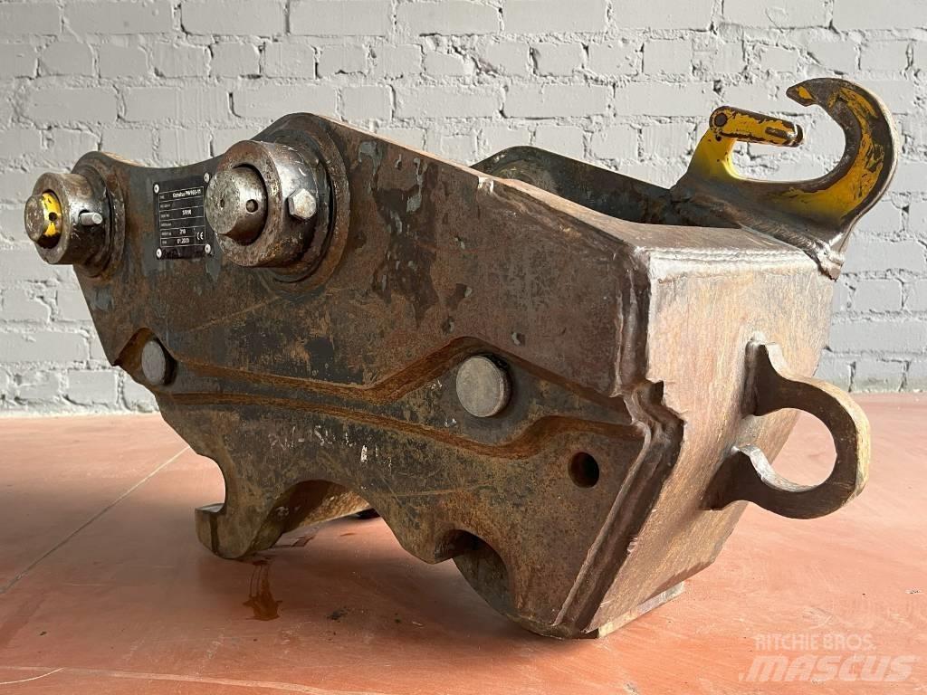 Komatsu PW160-11 Attache rapide pour godet