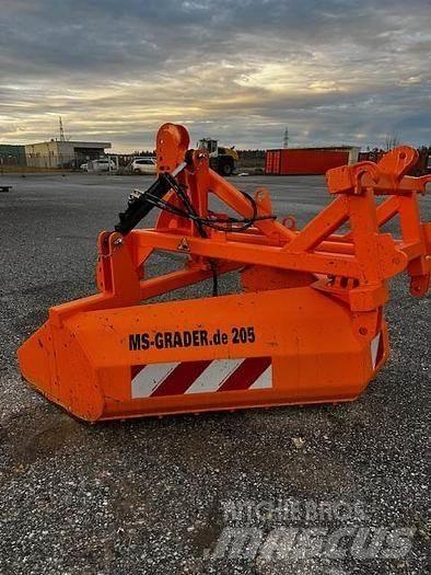 MS Grader 205 K Niveleuse