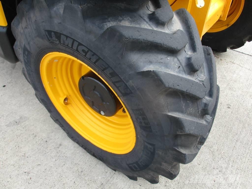 JCB 535-95 (599) Chariot télescopique