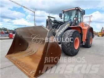 Doosan DL450 Chargeuse sur pneus