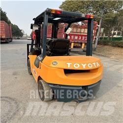 Toyota 62-7 FD N 30 Chariots diesel