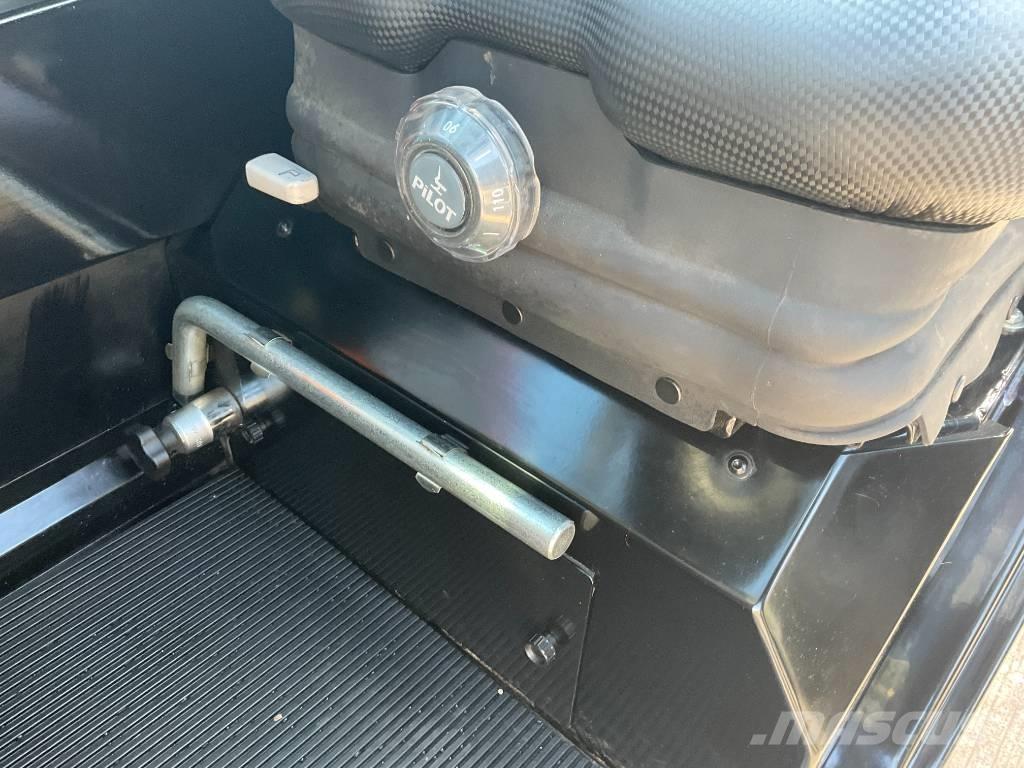 Manitou ULM 412 H Chariot télescopique