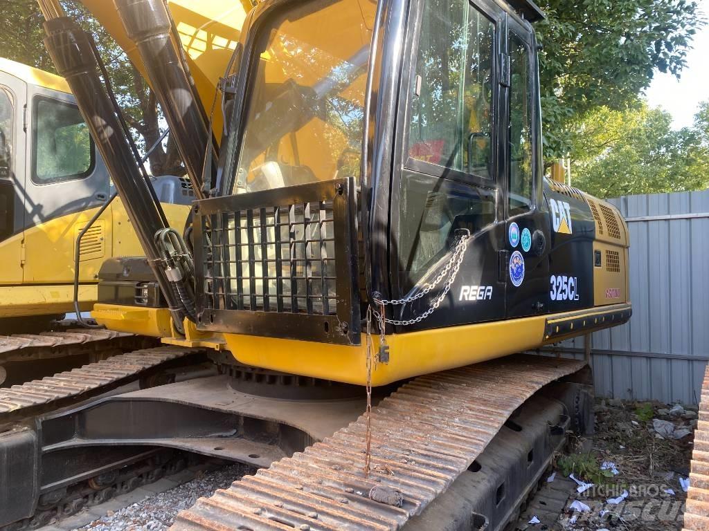 CAT 325 CL Pelle sur chenilles
