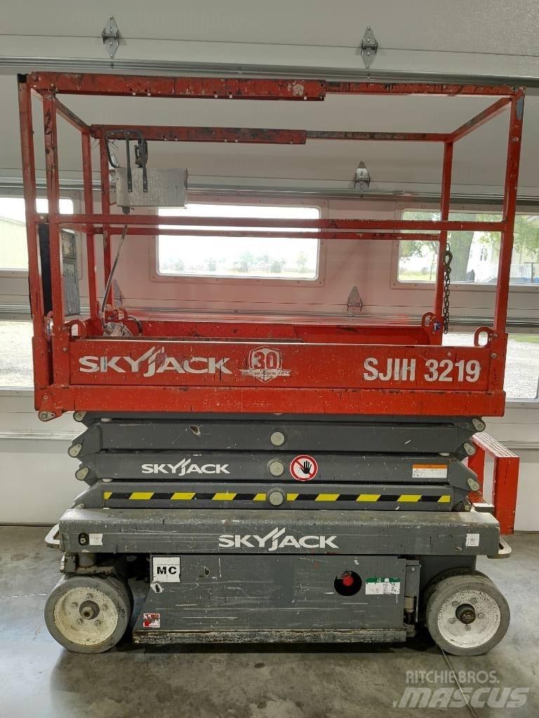SkyJack SJ III 3219 Nacelle ciseaux