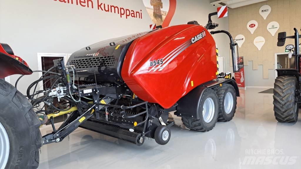 Case IH RB 545 Presse à balle ronde