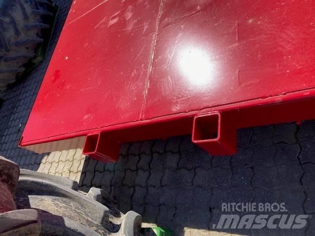 Metsjö MQ60 balflak Autres équipements pour tracteur